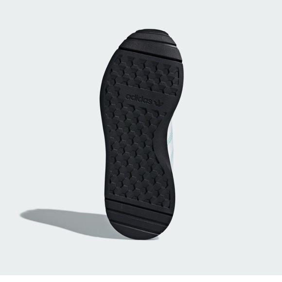 Adidas shoes size 7 women new - Picture 4 of 5